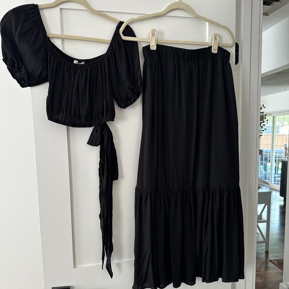Black Summer Fun Crop Top & Midi Skirt Two Piece Set (L)